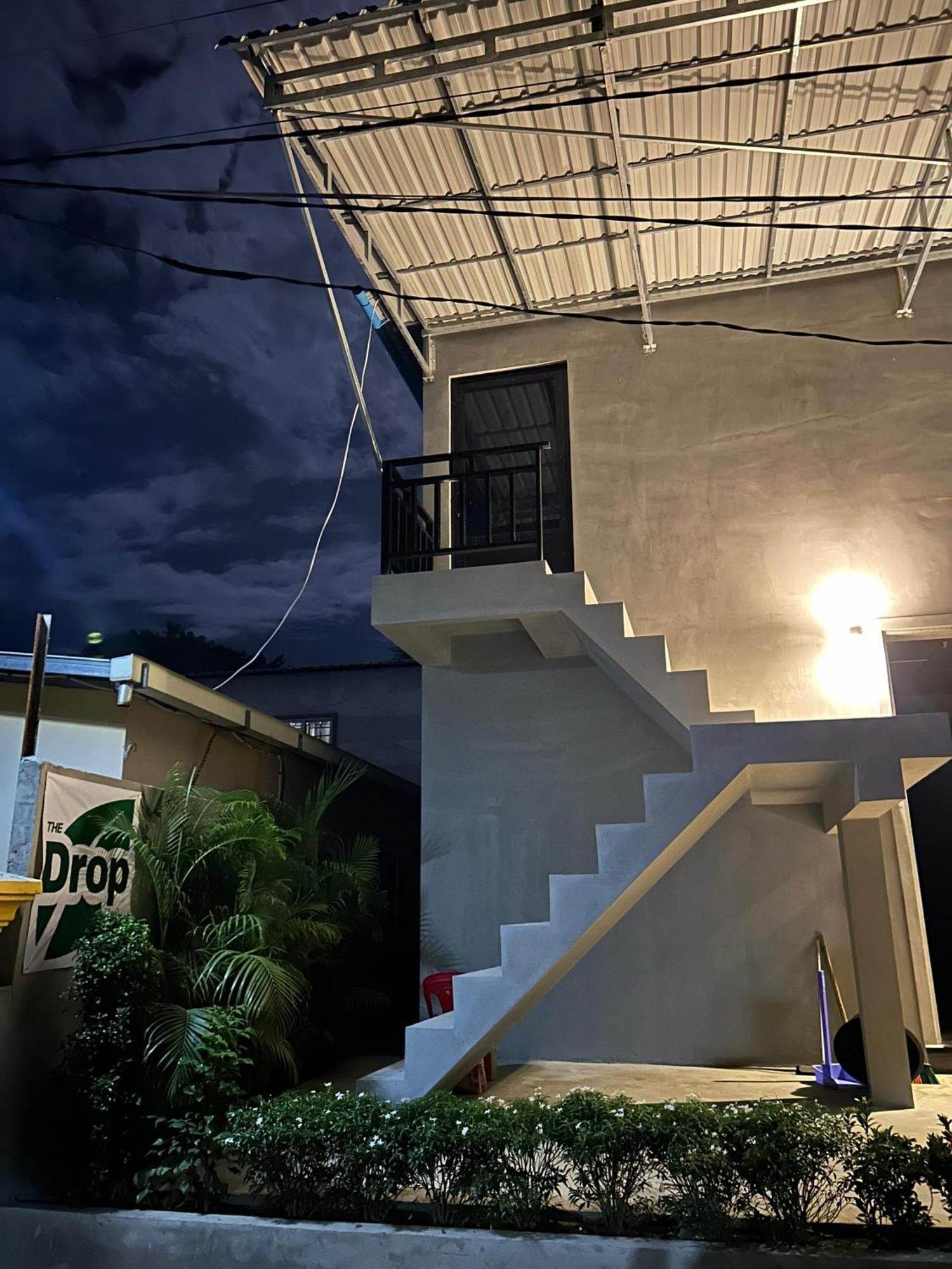 The Drop Inn Сиемрип Экстерьер фото